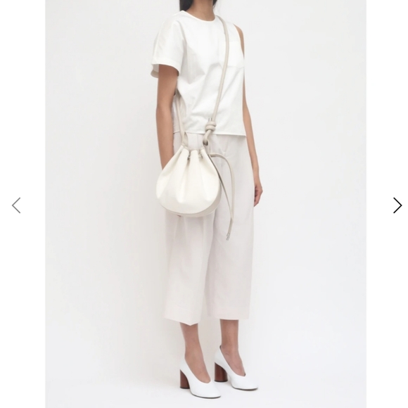 Behno INA CANVAS AND LEATHER SHOULDER BAG - Picture 2 of 11